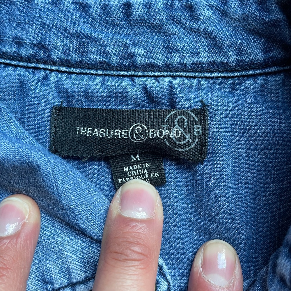 Distressed pearl button Denim shirt - Picture 8 of 8